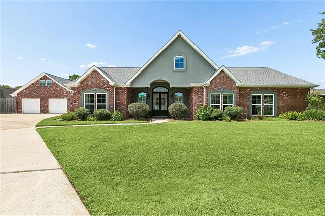 141 Magnolia Court Luling, LA 70070 - Photo 1 of 25