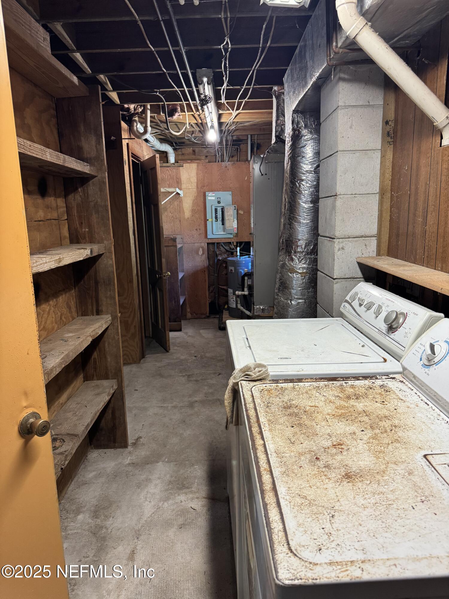 2576 Leon Road Jacksonville, FL 32246 - Photo 12 of 22 Laundry:Workshop