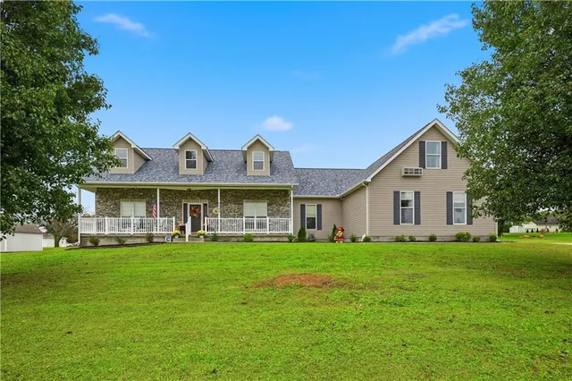 $400,000 | 9648 Cd 191, Carthage, MO 64836