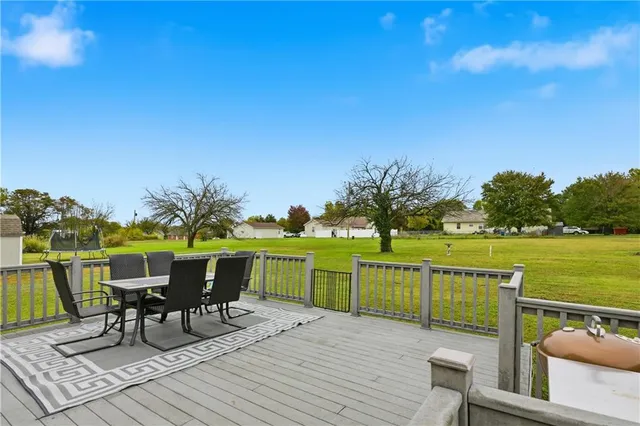 $400,000 | 9648 Cd 191, Carthage, MO 64836