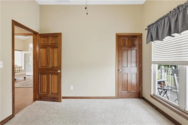 $400,000 | 9648 Cd 191, Carthage, MO 64836