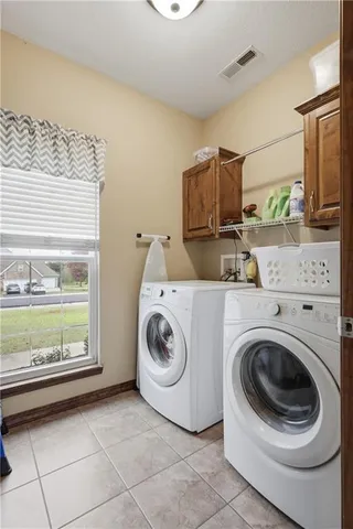 $400,000 | 9648 Cd 191, Carthage, MO 64836