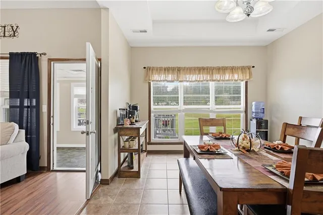 $400,000 | 9648 Cd 191, Carthage, MO 64836