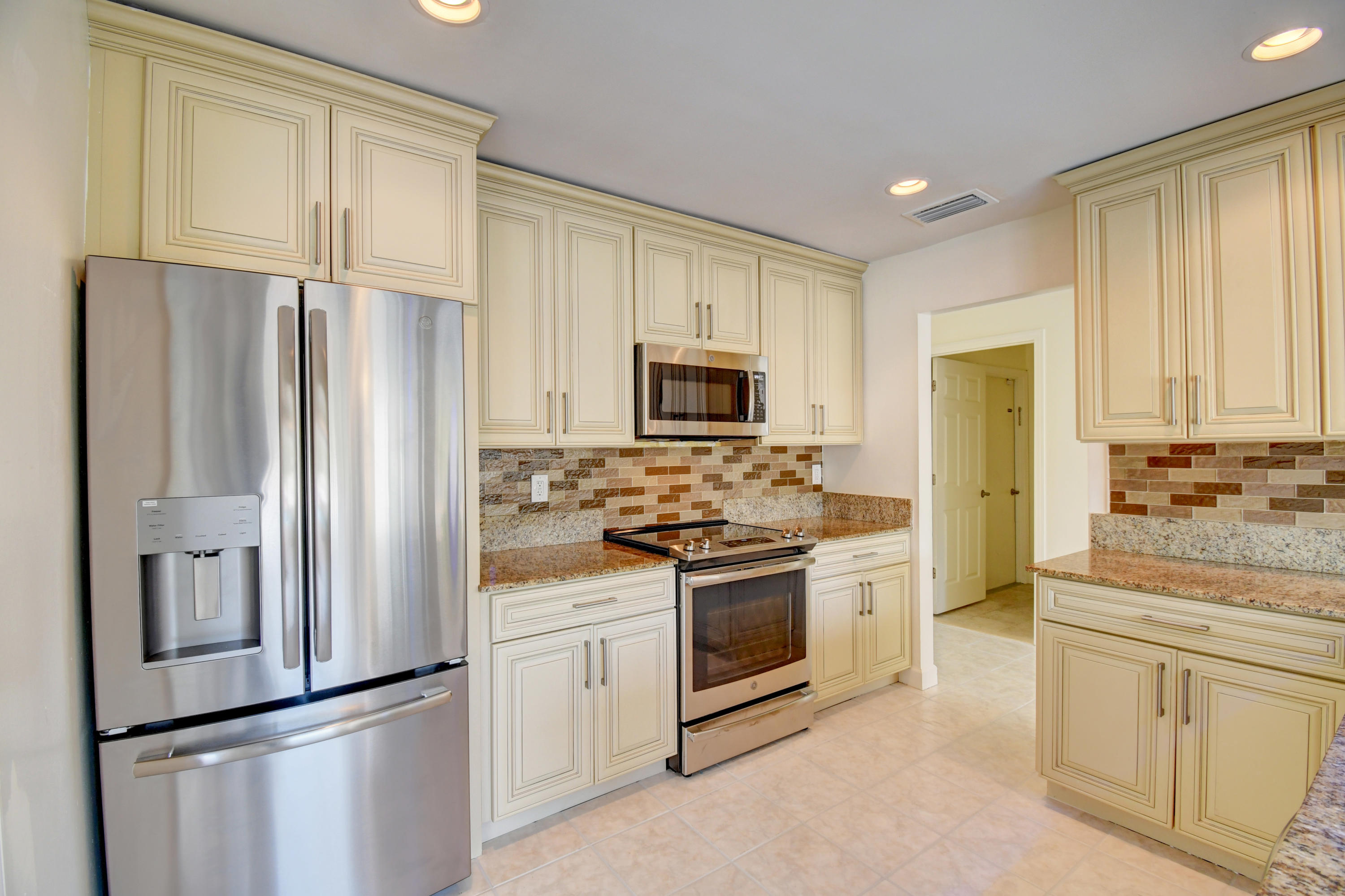 787 Havana Drive Boca Raton, FL 33487 - Photo 14 of 41 05_dsc_9379_80_81_82_83