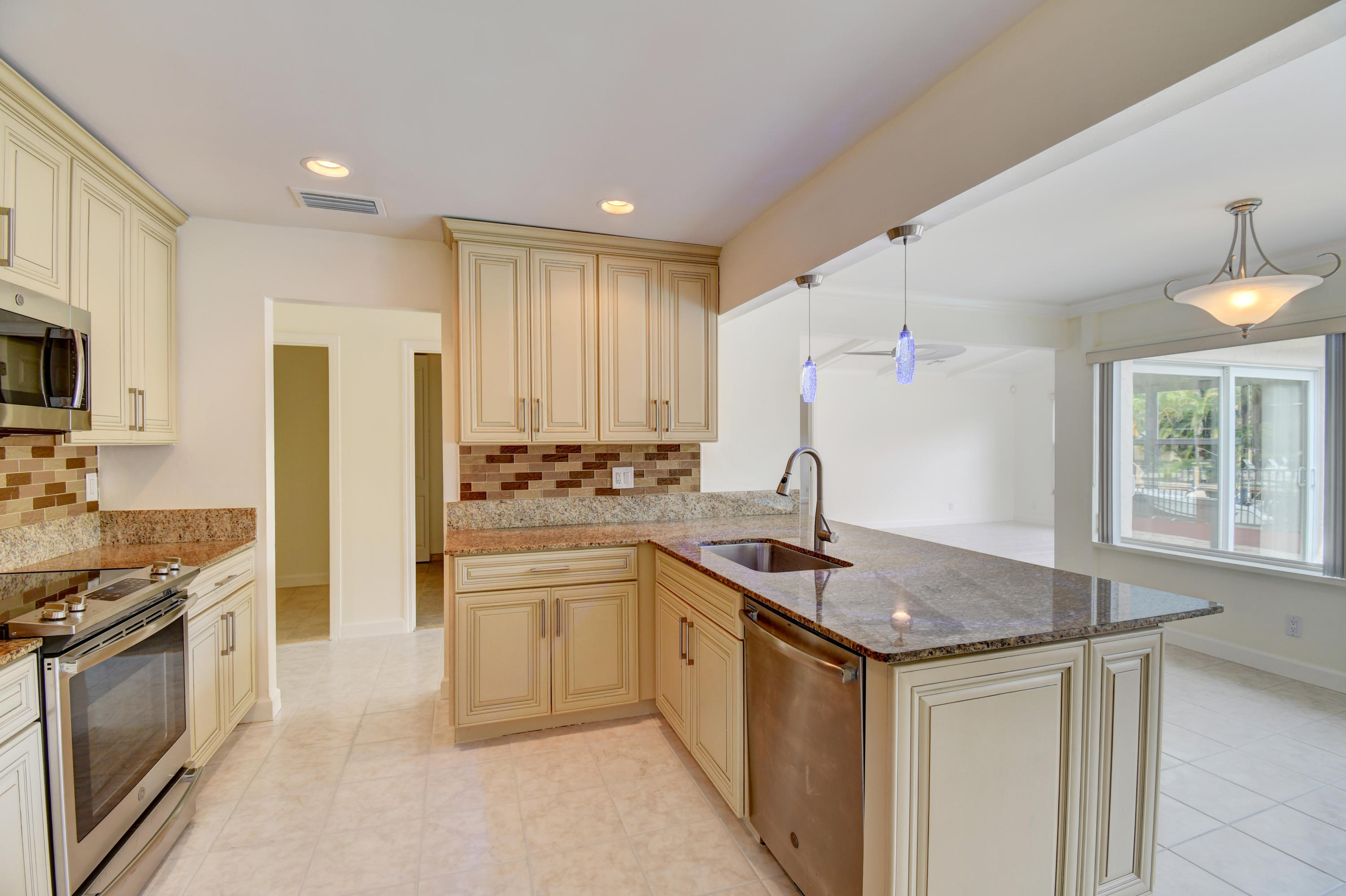 787 Havana Drive Boca Raton, FL 33487 - Photo 15 of 41 02_dsc_9349_50_51_52_53