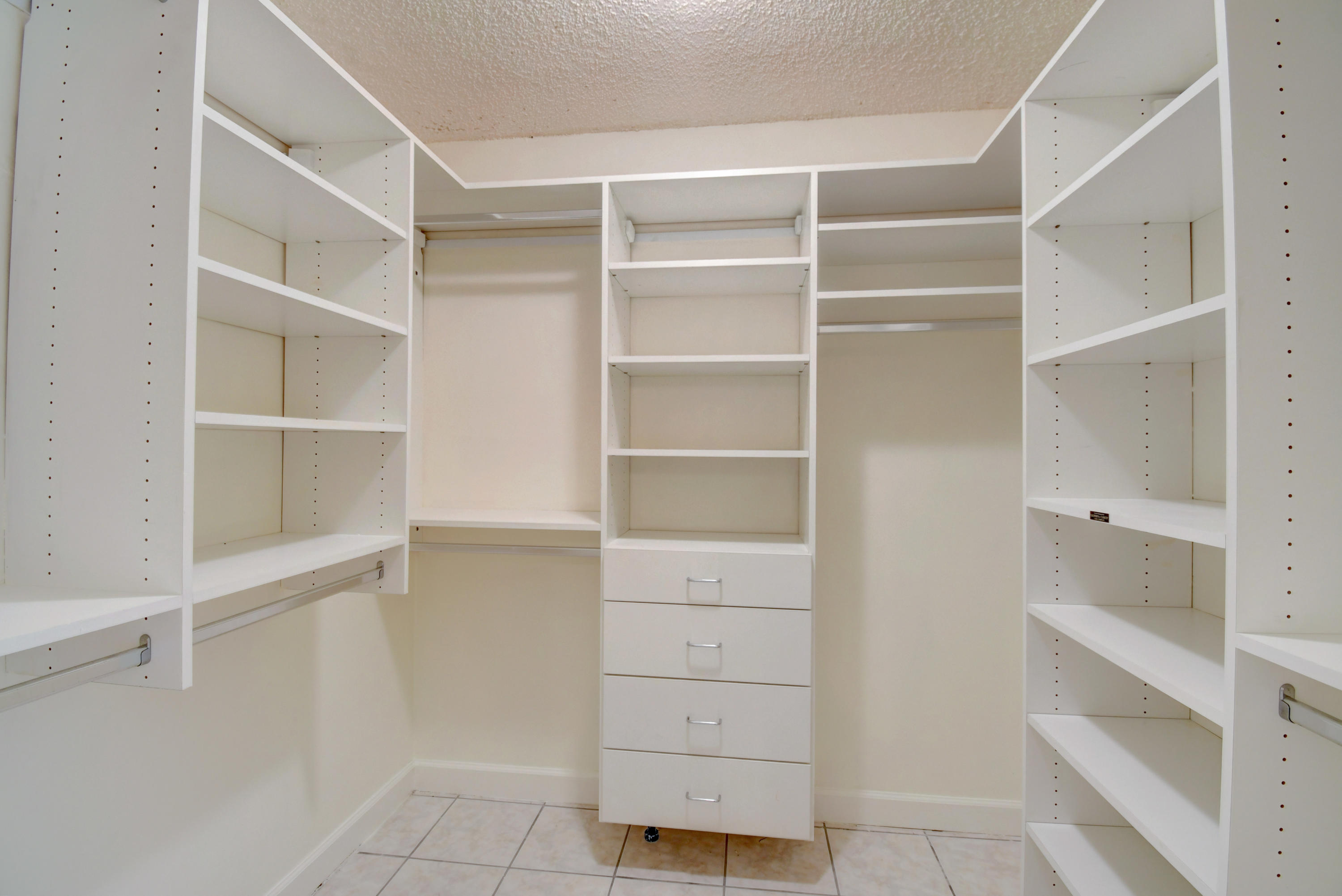 787 Havana Drive Boca Raton, FL 33487 - Photo 21 of 41 48_dsc_3867_68_69_70_71
