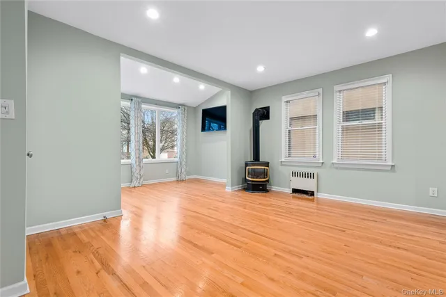 $1,079,000 | 89-21 Aubrey Avenue | Glendale