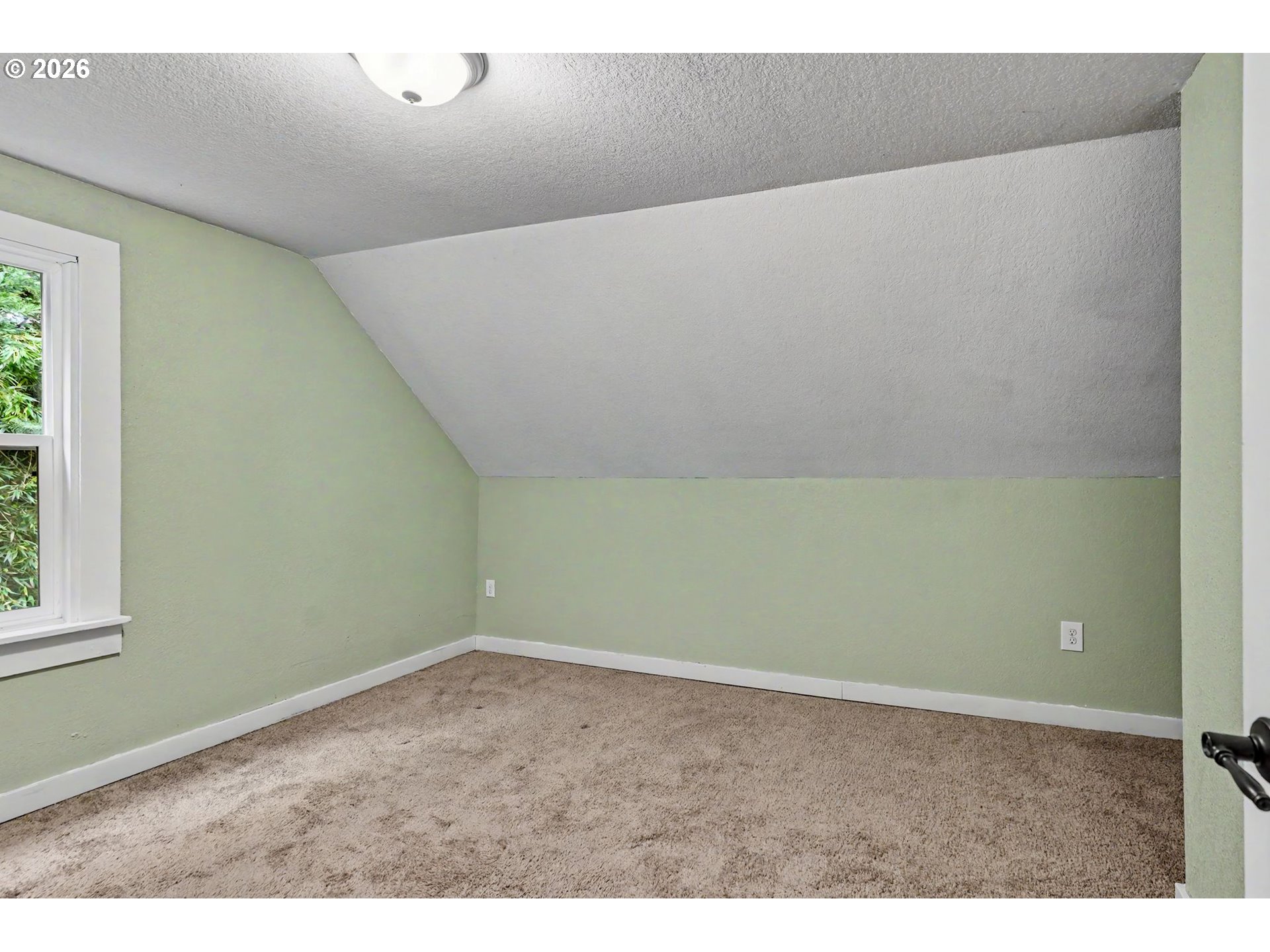 213 Mill Street Silverton, OR 97381 - Photo 23 of 29