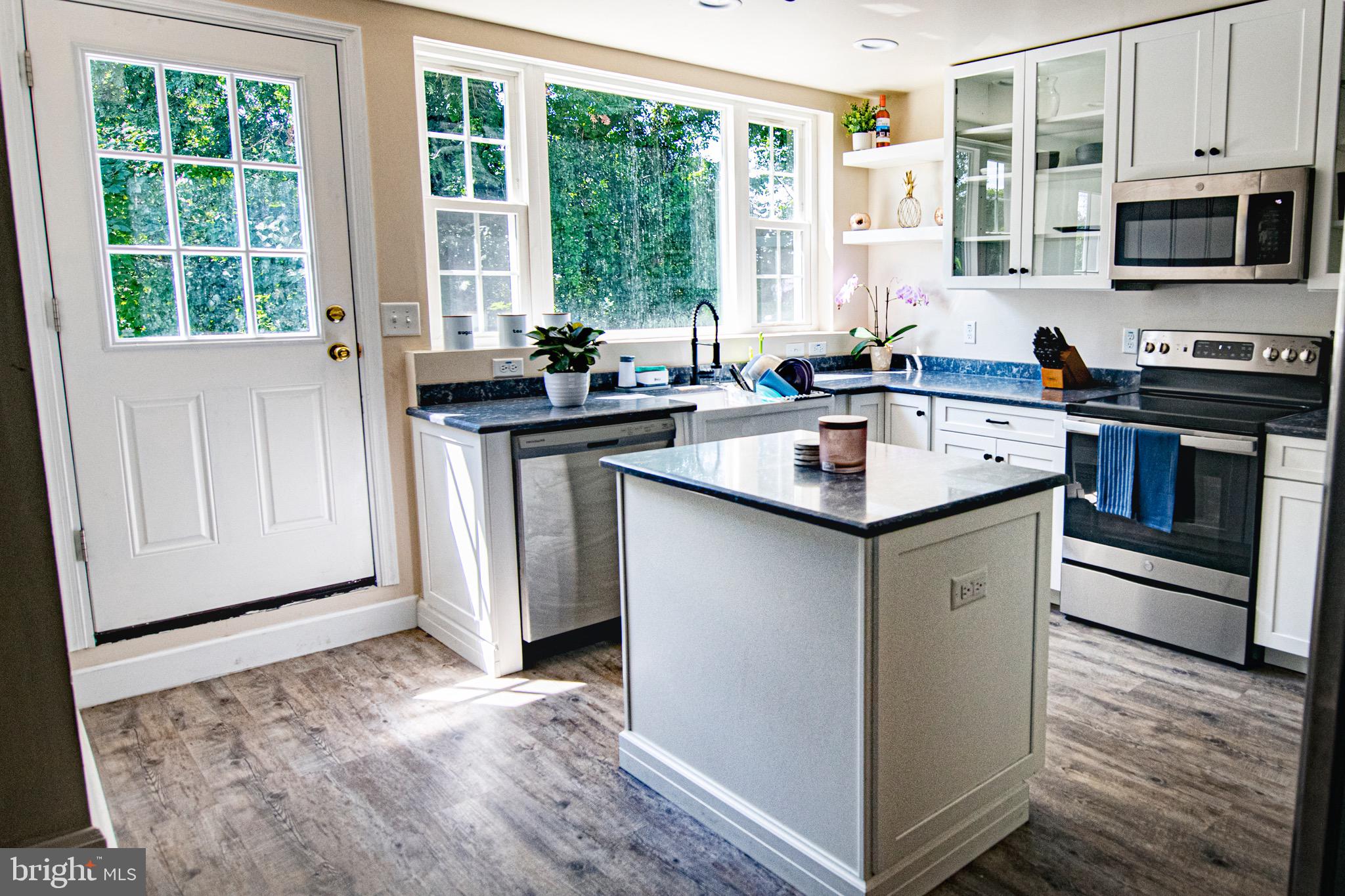 4405 Ridge Road Baltimore, MD 21236 - Photo 2 of 22 Gallery Image 2