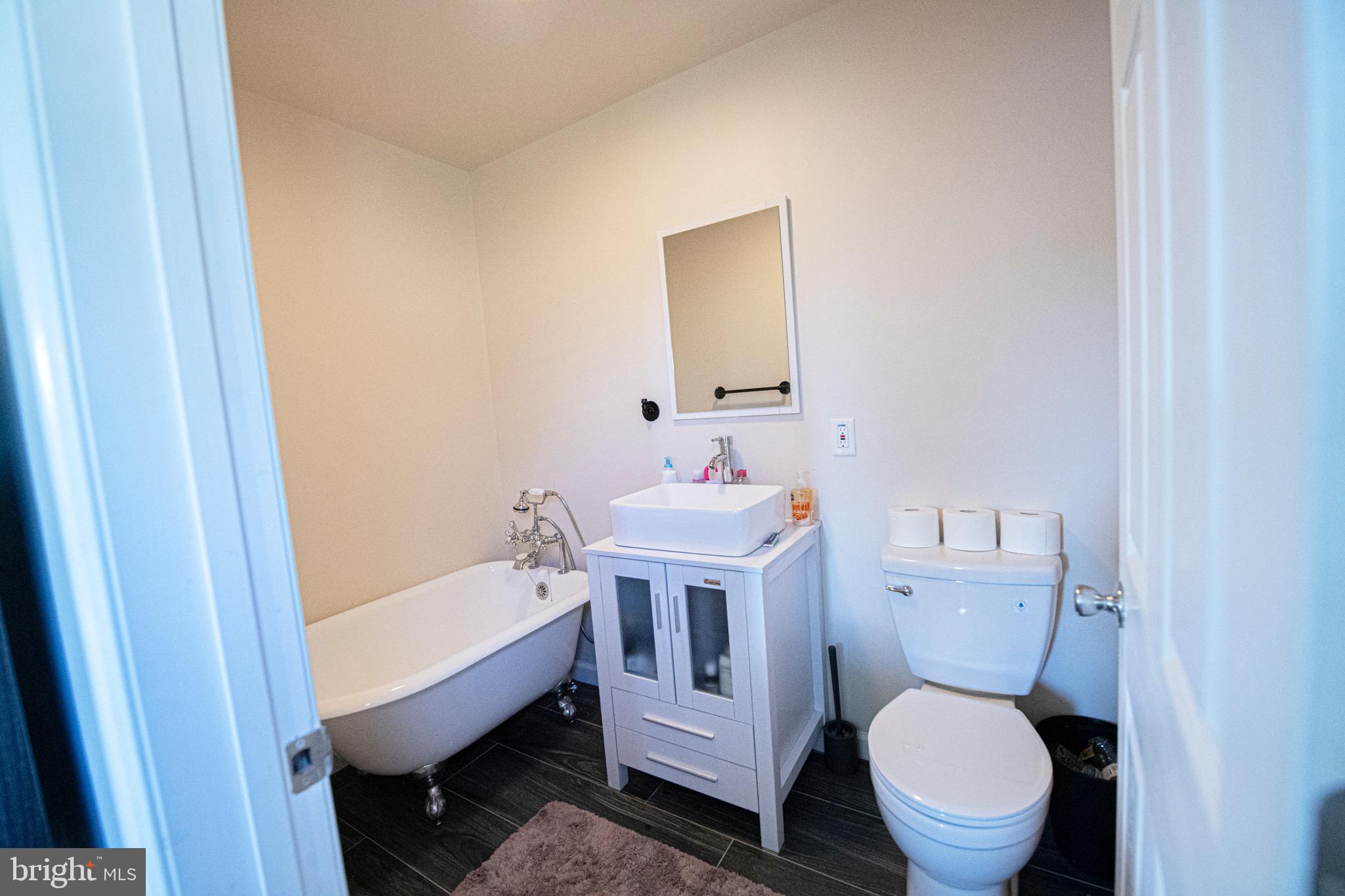 4405 Ridge Road Baltimore, MD 21236 - Photo 7 of 22 Gallery Image 7