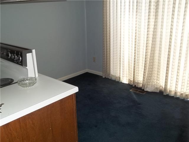 647 Cobblestone Road, Unit 3 Avon, IN 46123 - Photo 6 of 10 Gallery Image 6