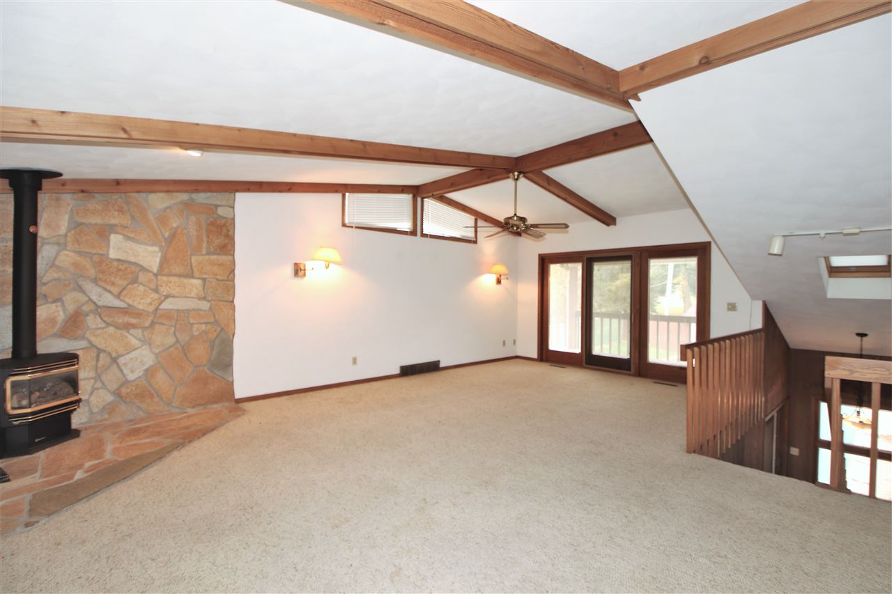 5475 Lakecrest Road Caledonia, IL 61011 - Photo 8 of 24 Gallery Image 8