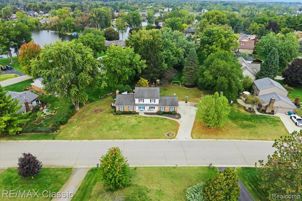 4815 Ravinewood Drive Commerce Township, MI 48382 - Photo 44 of 52