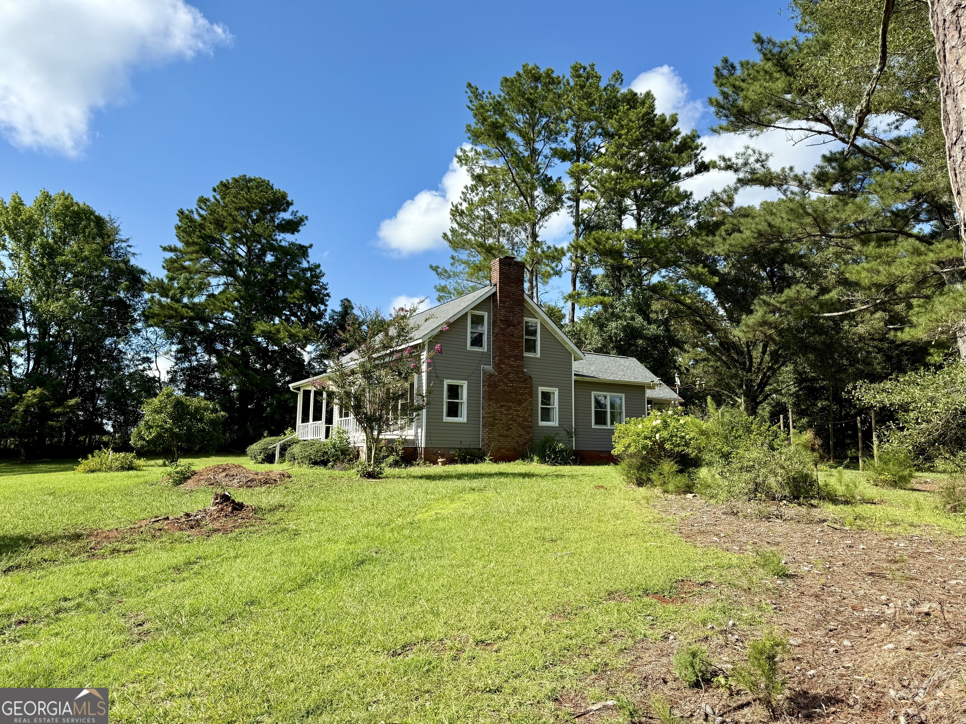 4170 Hollonville Road Williamson, GA 30292 - Photo 119 of 132 a front view of house with yard and green space