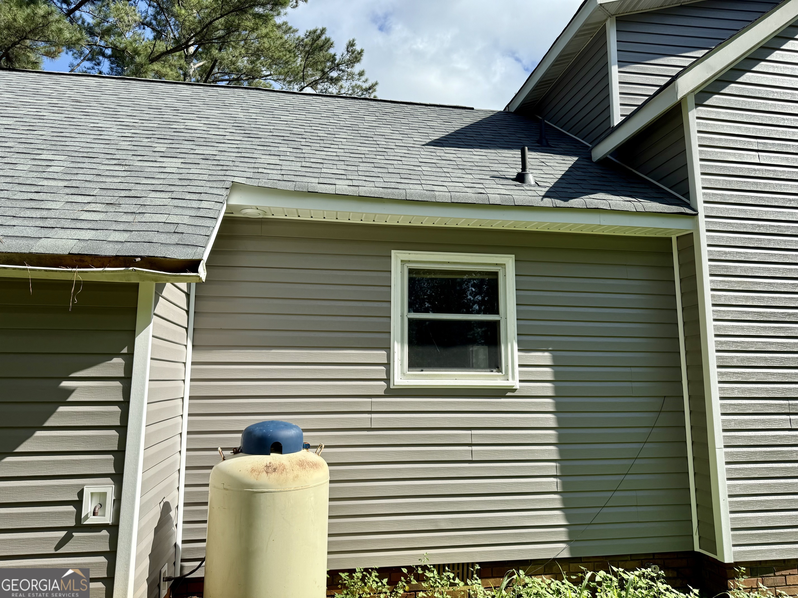 4170 Hollonville Road Williamson, GA 30292 - Photo 122 of 132 a front view of a house with a yard