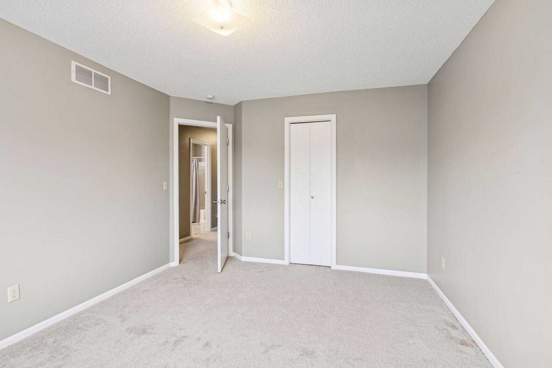 3808 Foss Road, Unit 2 St. Anthony, MN 55421 - Photo 19 of 28