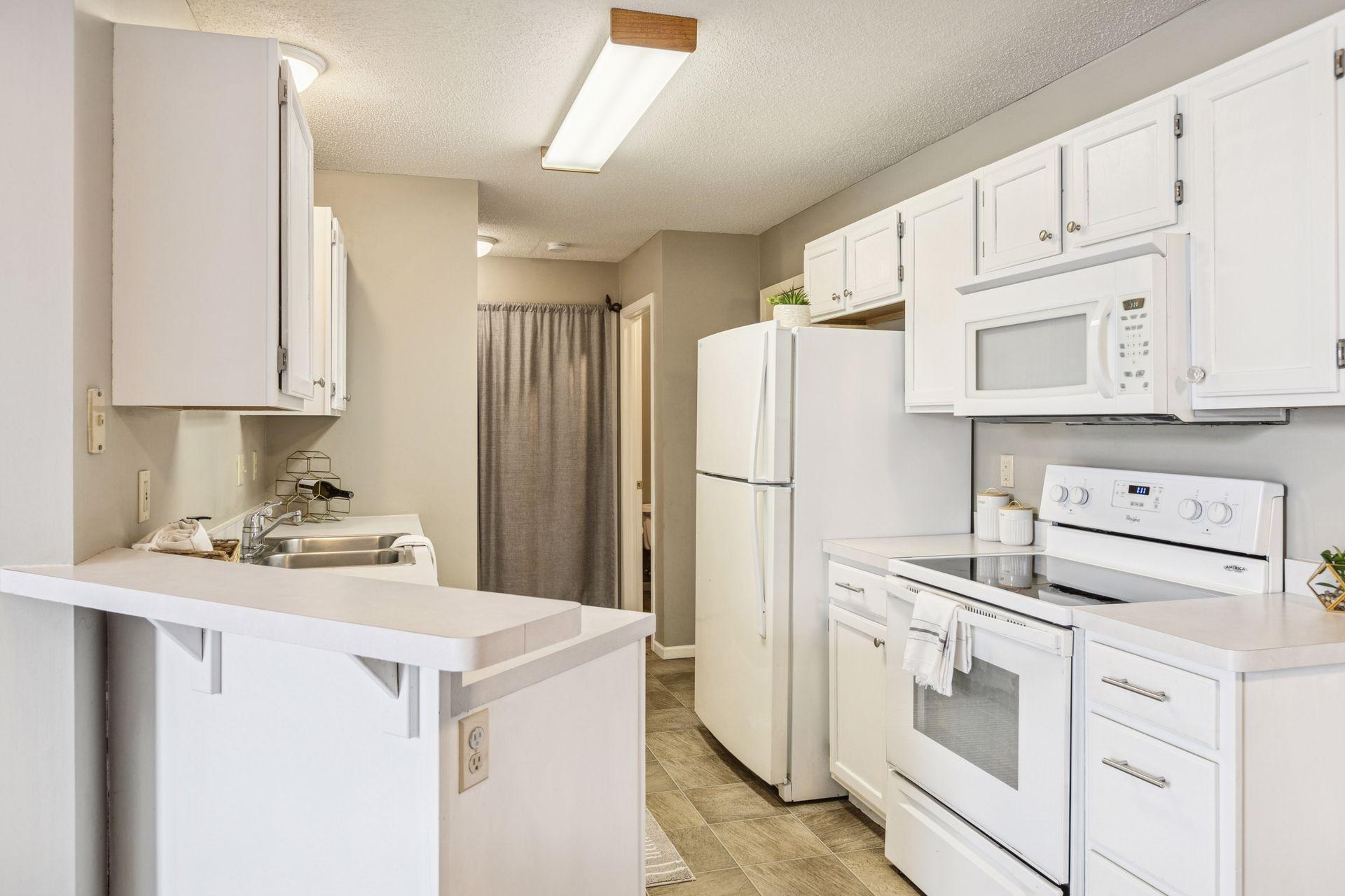 3808 Foss Road, Unit 2 St. Anthony, MN 55421 - Photo 6 of 28