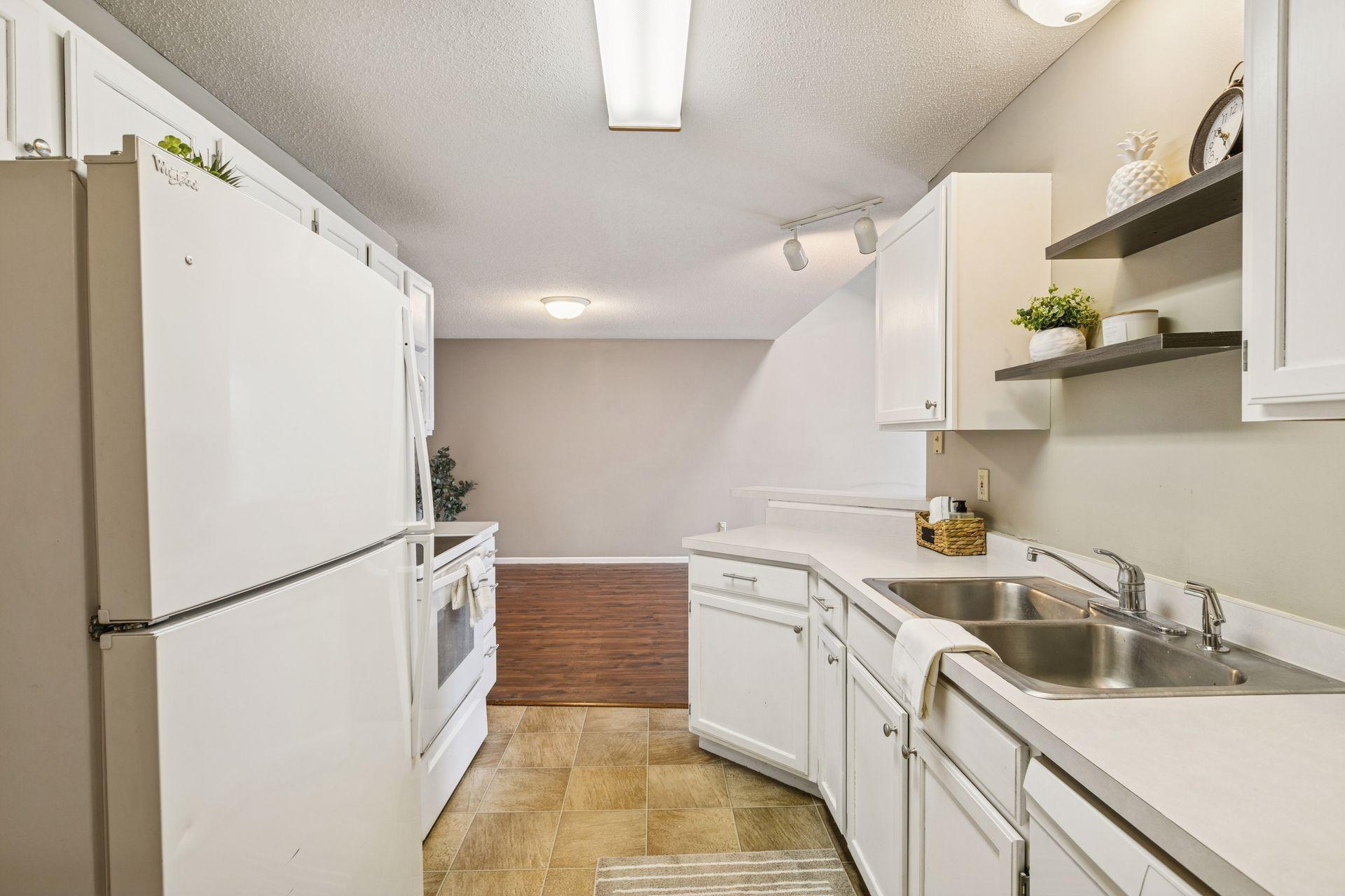 3808 Foss Road, Unit 2 St. Anthony, MN 55421 - Photo 10 of 28