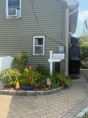 $2,100 | Undisclosed Address, West Harrison, NY 10604