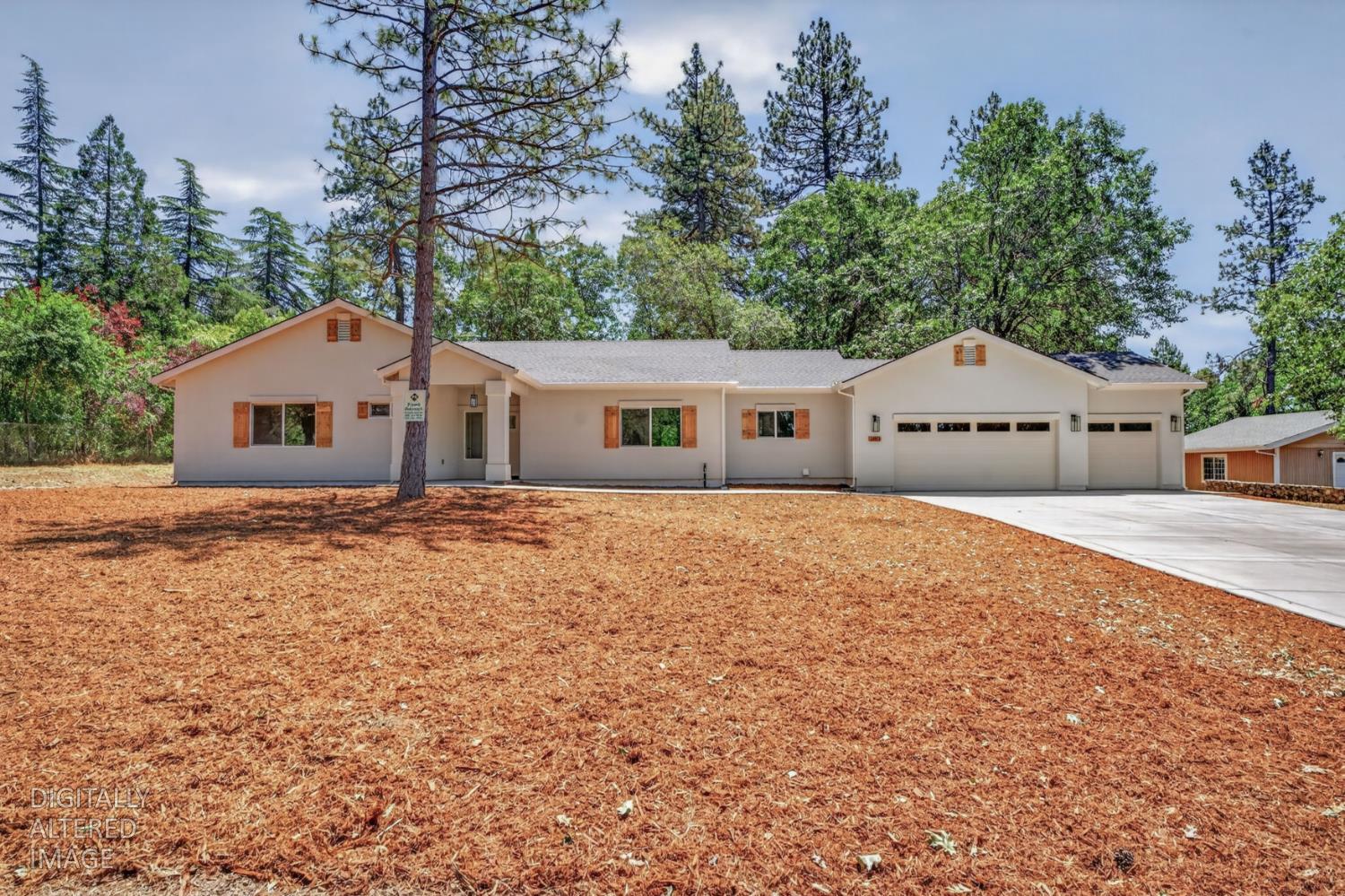 280 Jan Road Grass Valley, CA 95945 - Photo 65 of 66 a front view of a house with a yard