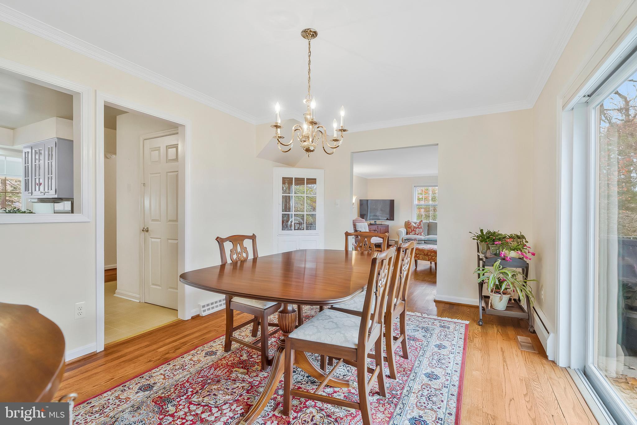 1643 Besley Road Vienna, VA 22182 - Photo 15 of 49 Gallery Image 15