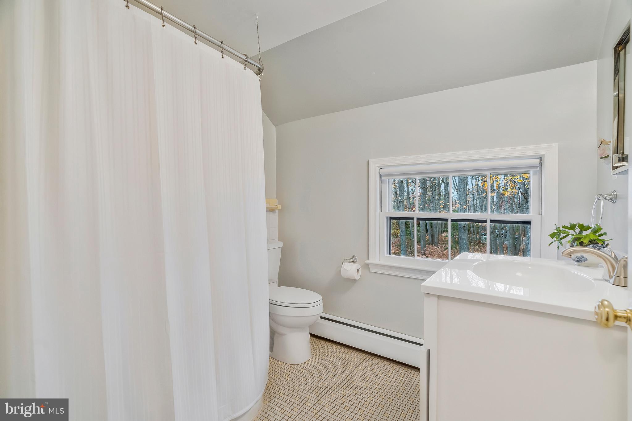 1643 Besley Road Vienna, VA 22182 - Photo 32 of 49 Gallery Image 32