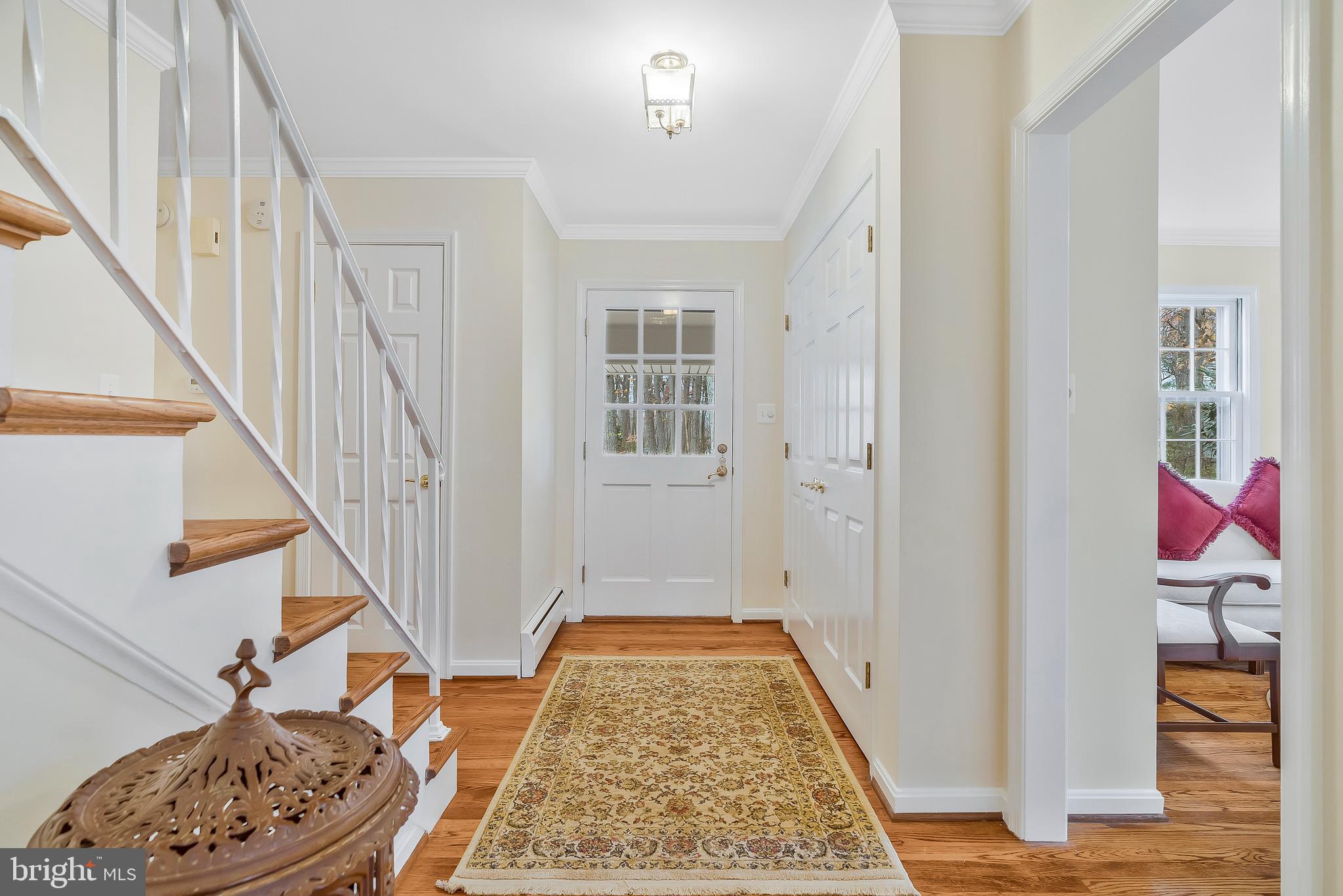 1643 Besley Road Vienna, VA 22182 - Photo 4 of 49 Gallery Image 4
