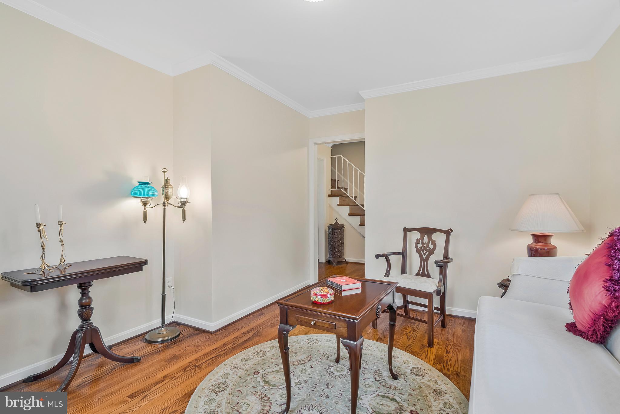 1643 Besley Road Vienna, VA 22182 - Photo 6 of 49 Gallery Image 6