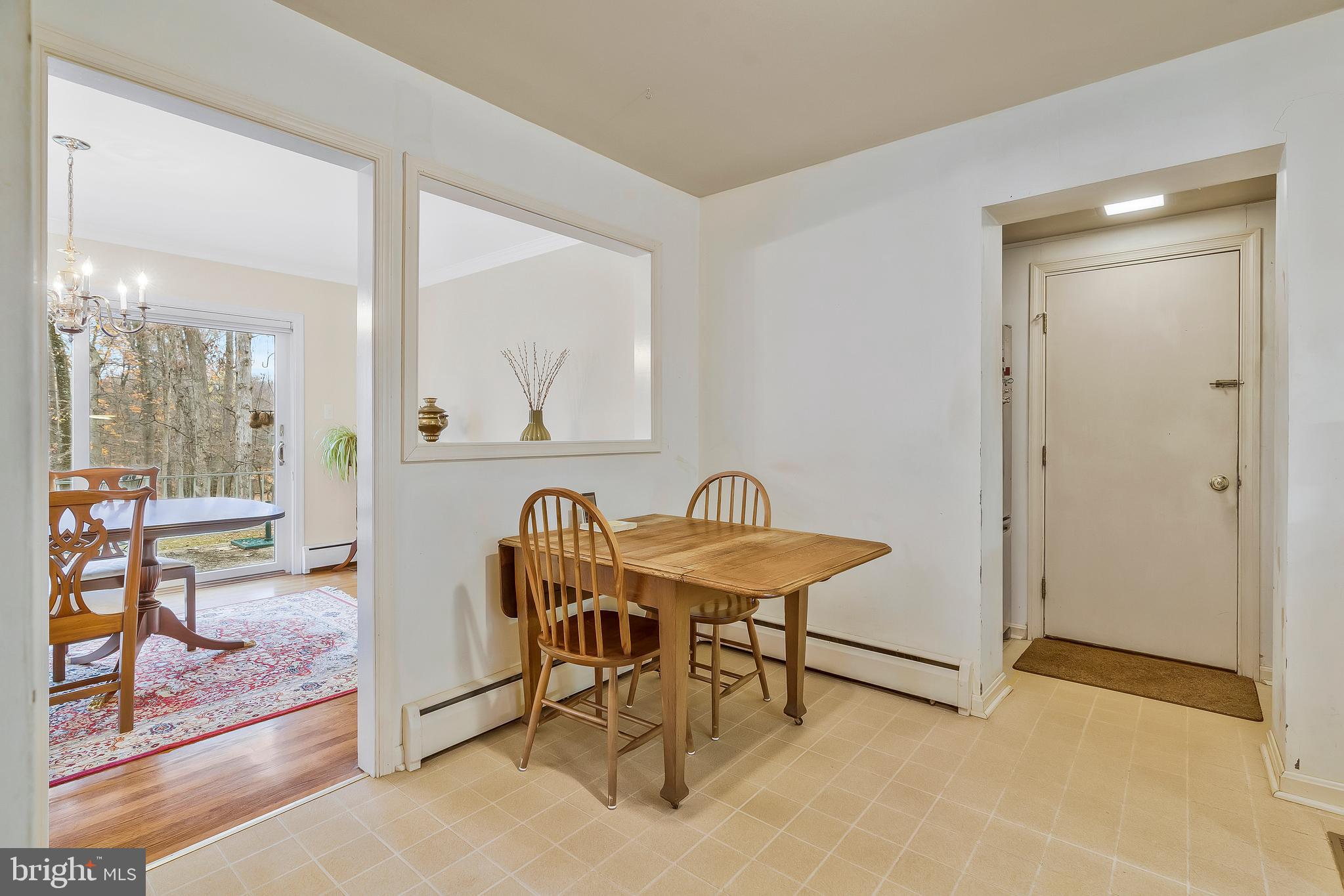 1643 Besley Road Vienna, VA 22182 - Photo 10 of 49 Gallery Image 10