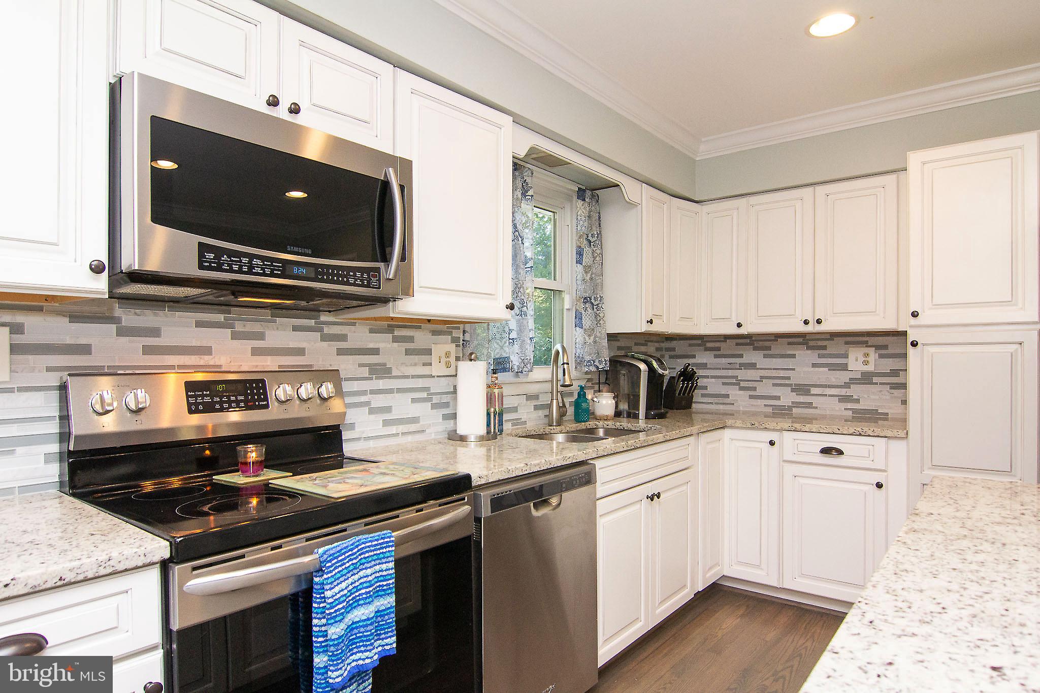 2412 Lawndale Road Finksburg, MD 21048 - Photo 14 of 44 Tile backsplash