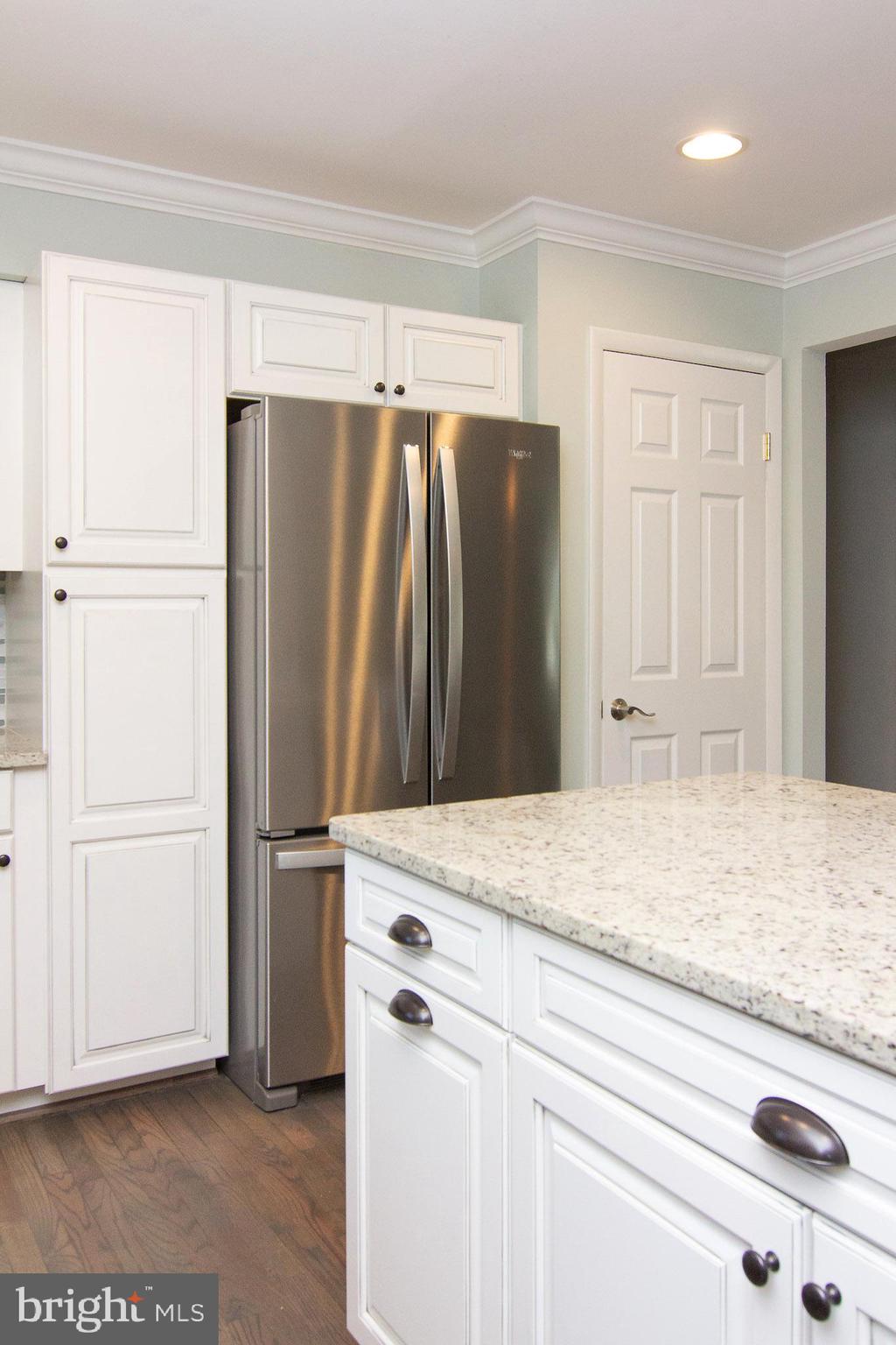 2412 Lawndale Road Finksburg, MD 21048 - Photo 15 of 44 Granite countertops