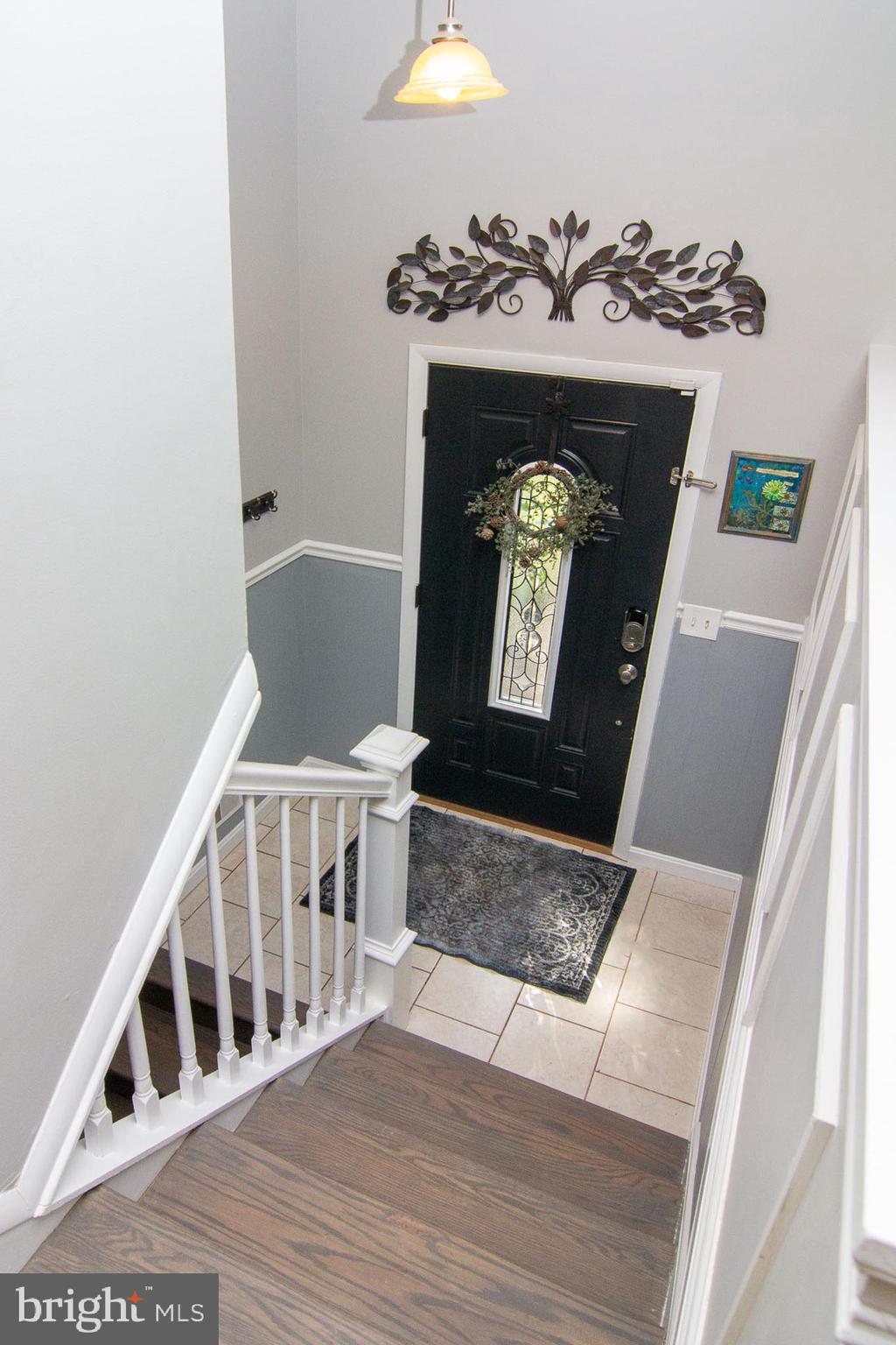 2412 Lawndale Road Finksburg, MD 21048 - Photo 3 of 44 Redone entrance