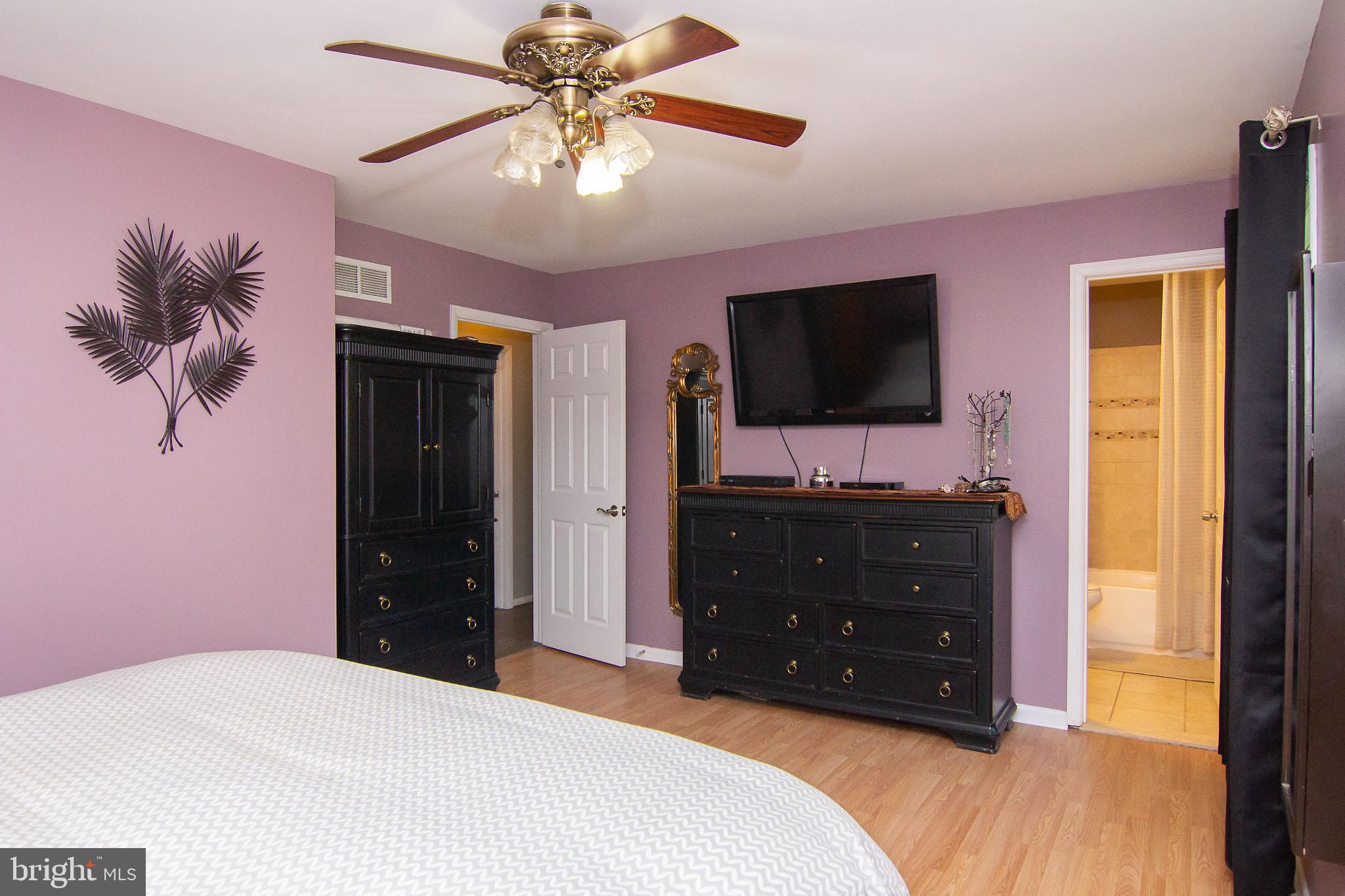 2412 Lawndale Road Finksburg, MD 21048 - Photo 23 of 44 Master with ceiling fan