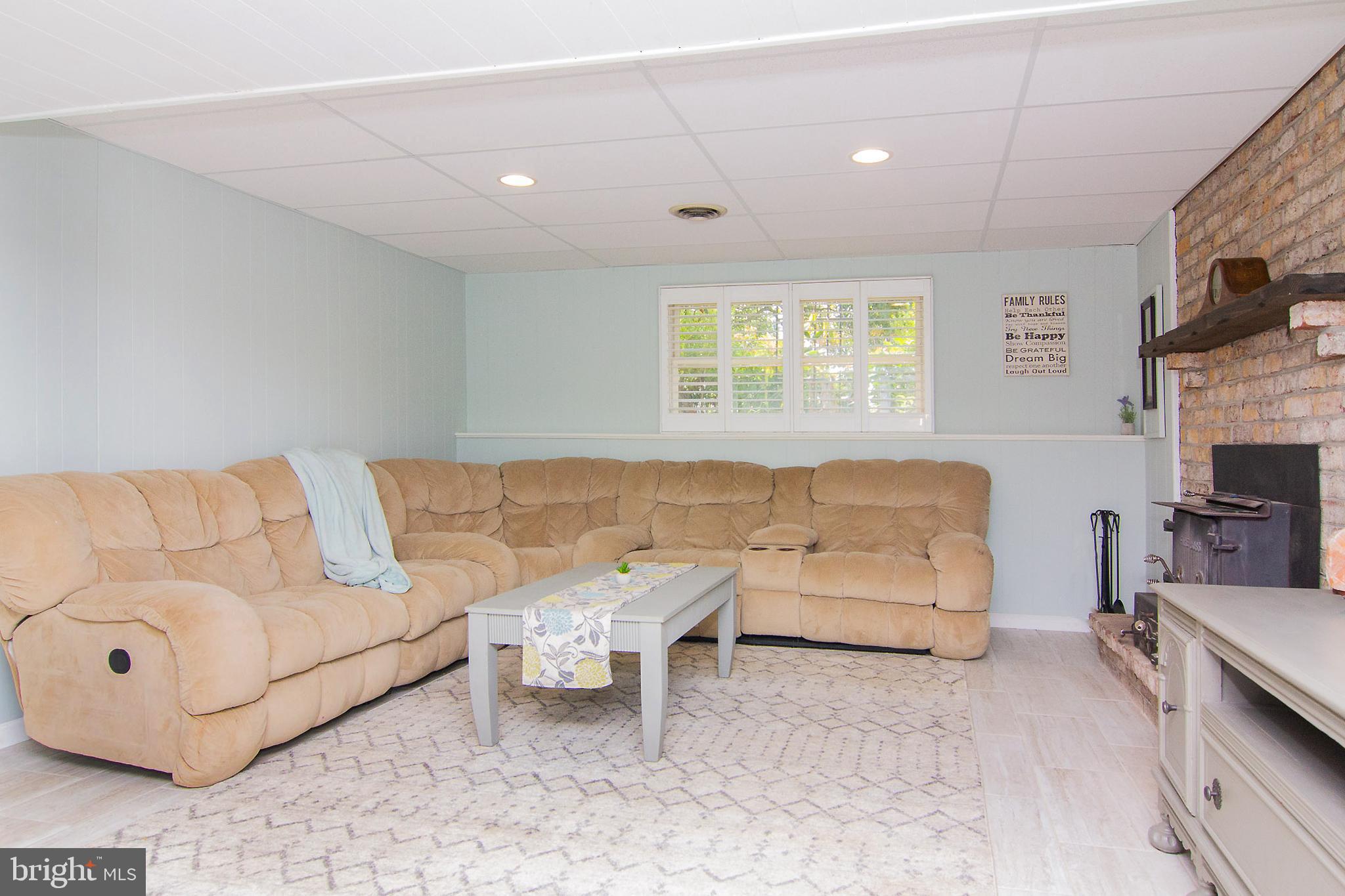 2412 Lawndale Road Finksburg, MD 21048 - Photo 30 of 44 Natural light