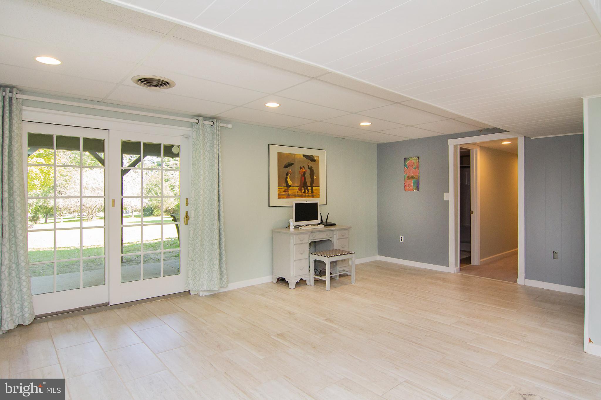 2412 Lawndale Road Finksburg, MD 21048 - Photo 33 of 44 Sliders to patio