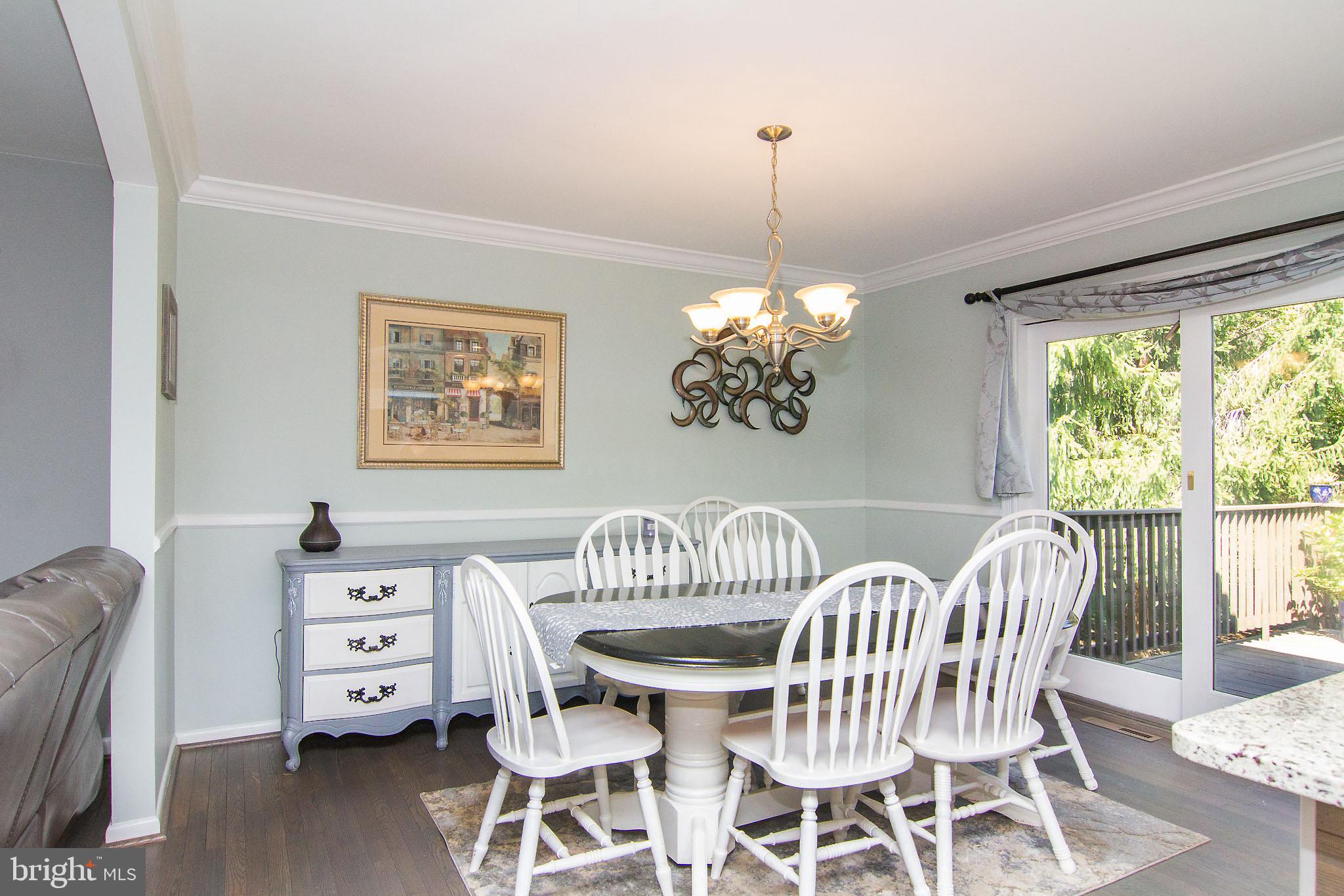 2412 Lawndale Road Finksburg, MD 21048 - Photo 9 of 44 Dining area