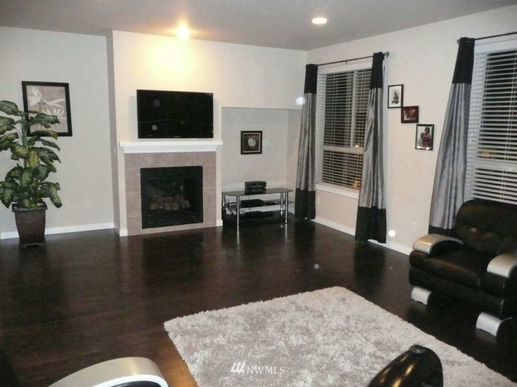 16532 2nd Park Southeast Bothell, WA 98012 - Photo 8 of 23