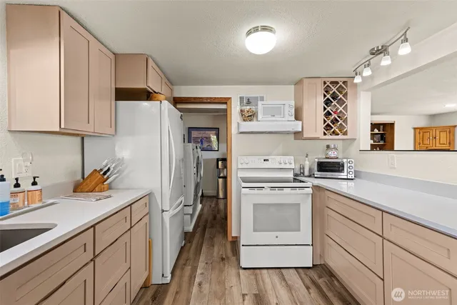 $1,150,000 | 2423 Day Island Boulevard West, University Place, WA 98466