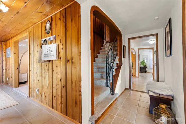 $1,150,000 | 2423 Day Island Boulevard West, University Place, WA 98466