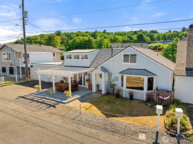 $1,150,000 | 2423 Day Island Boulevard West, University Place, WA 98466