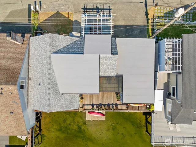 $1,150,000 | 2423 Day Island Boulevard West, University Place, WA 98466