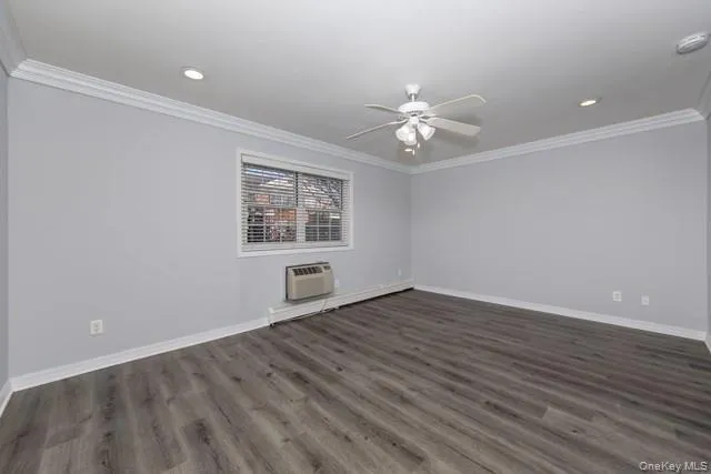 $2,970 | 60 Chelsea Court, Unit AD09, Bohemia, NY 11716