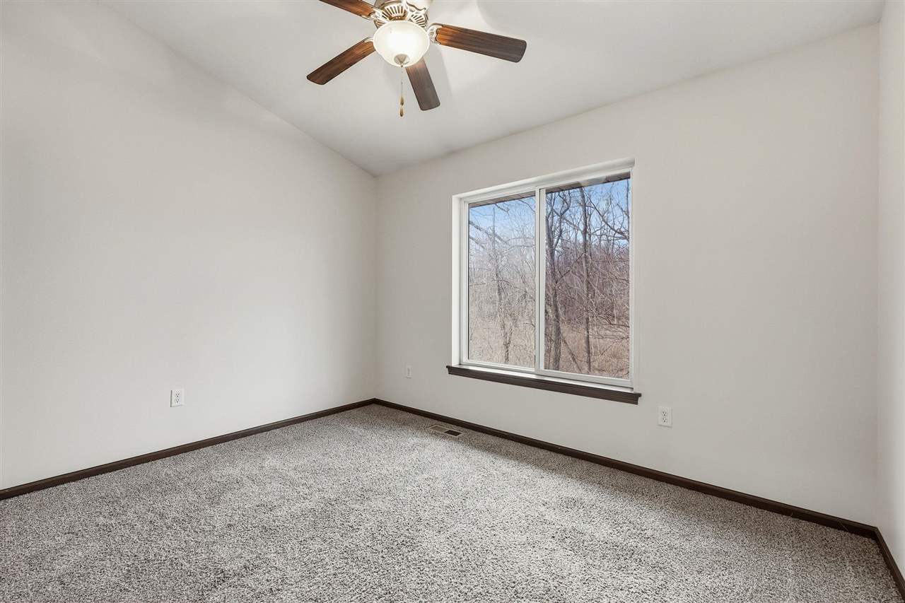 461 RJ Drive Tiffin, IA 52340 - Photo 16 of 28 Gallery Image 16