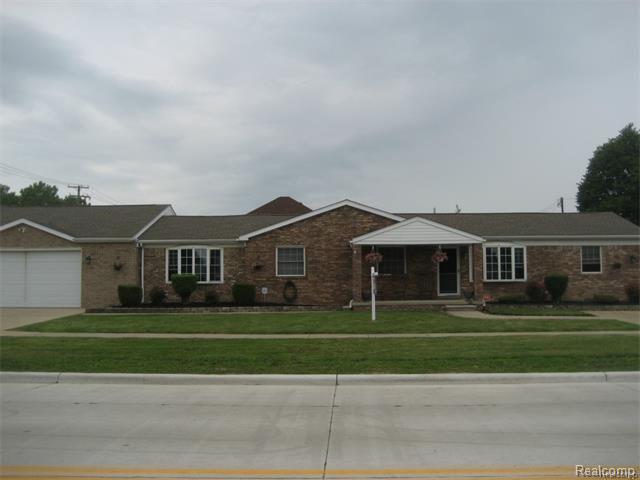 13900 Reeck Road Southgate, MI 48195 - Photo 2 of 38 From Street