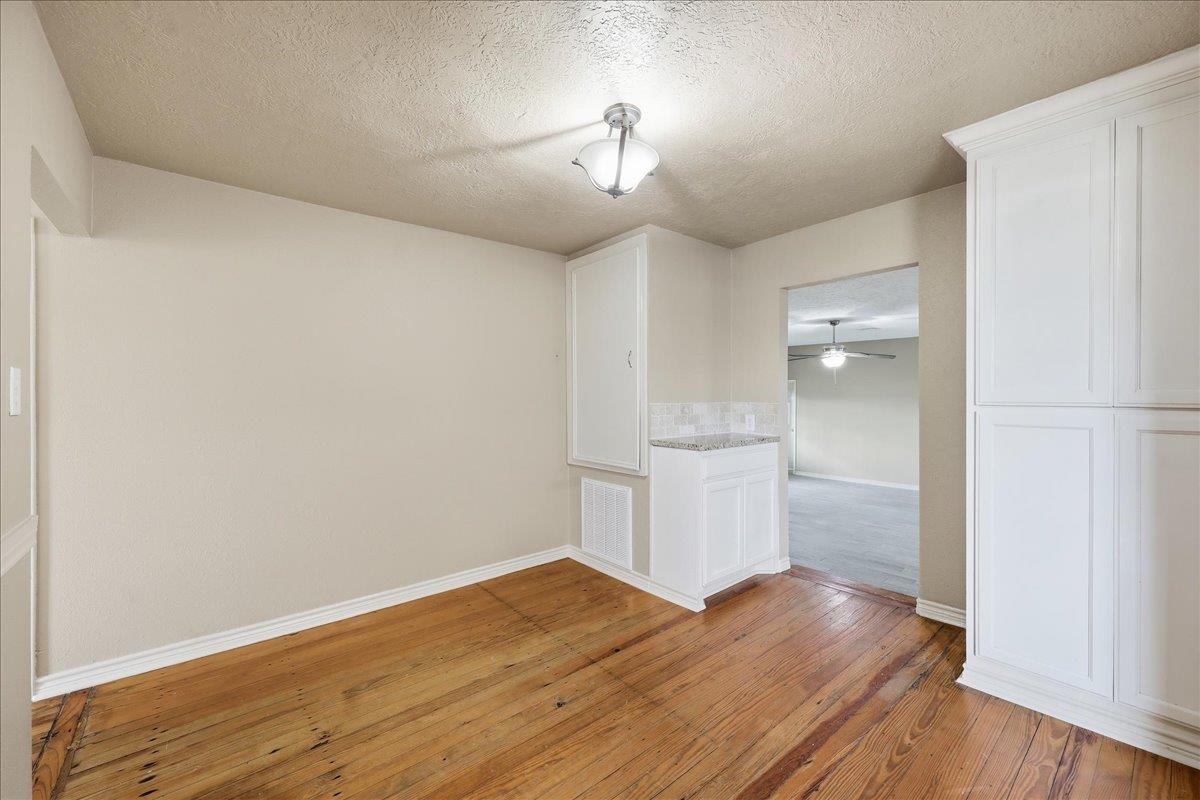 17261 County Line Road Winnie, TX 77665 - Photo 10 of 30