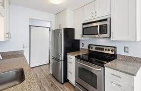 4226 Dayton Avenue North, Unit 202 Seattle, WA 98103 - Photo 11 of 30