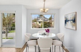 4226 Dayton Avenue North, Unit 202 Seattle, WA 98103 - Photo 14 of 30