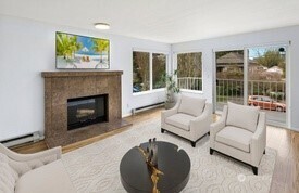 4226 Dayton Avenue North, Unit 202 Seattle, WA 98103 - Photo 2 of 30