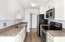 4226 Dayton Avenue North, Unit 202 Seattle, WA 98103 - Photo 10 of 30