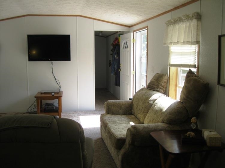 5676 Golden Road Southeast Kalkaska, MI 49646 - Photo 13 of 22 1787152-13.JPG